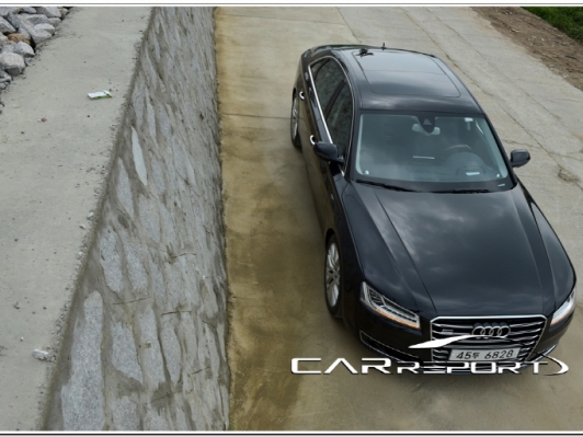 [시승기] 강력한 괴물이 숨은 뉴 A8 L 60 TDI