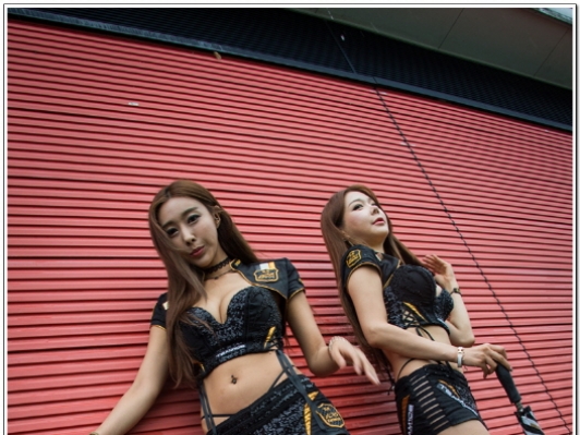 [화보] 팀106 엄지아, 장인영, 넘치는 섹시미로 시선집중