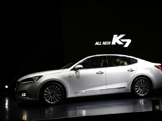 K7 디자인의 절정, 피터 슈라이어의 ‘신형 뉴 K7’ 출시!