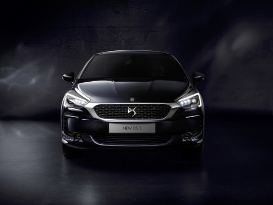 시트로엥, 크로스오버 세단 New DS5 출시