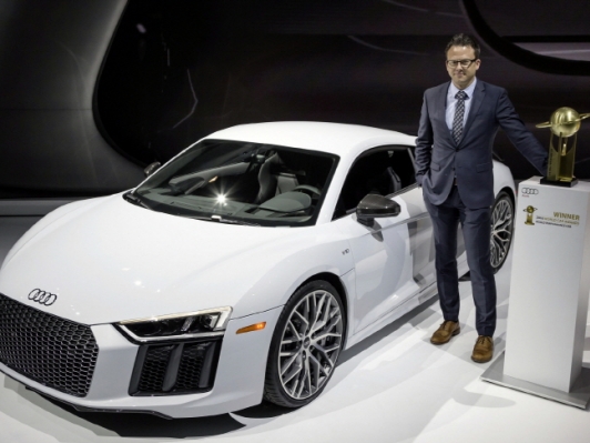 아우디 R8, “2016 월드 퍼포먼스 카” 수상