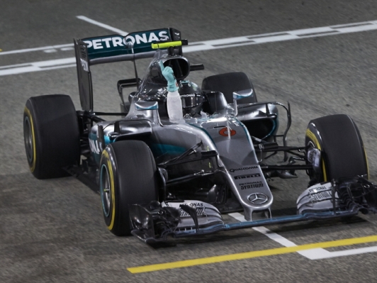메르세데스 AMG 페트로나스 F1 팀 드라이버 니코 로즈버그, 2016 F1 바레인 그랑프리 우승