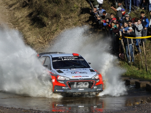 현대차, WRC서 2016시즌 첫 개인 우승