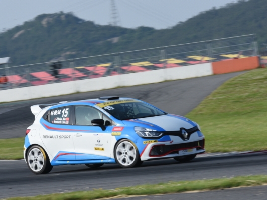 AFOS, 르노 클리오컵 레이스1 결승서 케네스 림 우승