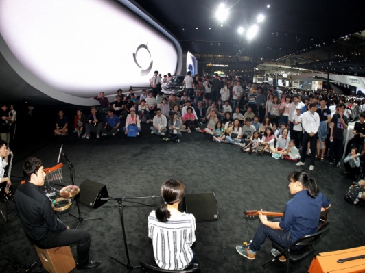 르노삼성차, 부산모터쇼에서 부산 젊은 문화 후원 ‘버스킹 페스티벌’ 진행