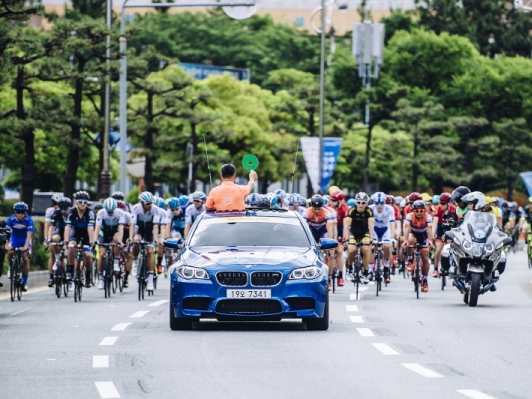 BMW 코리아, ‘투르 드 코리아 2016’ 공식 의전차량 지원