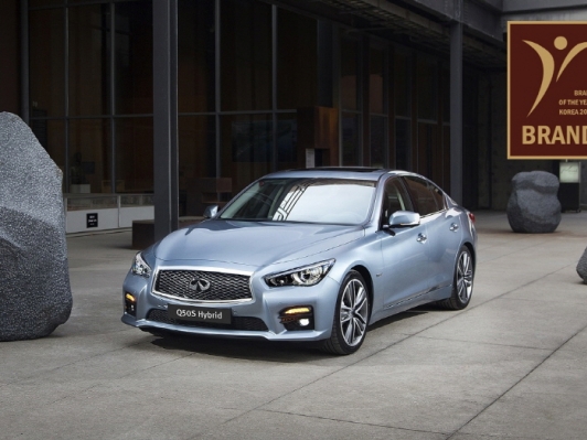 인피니티 Q50, 3년 연속 ‘올해의 프리미엄 수입 세단’ 선정