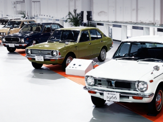 토요타 자동차, 고객과 함께 반세기, 코롤라 50주년 특별 사이트 개설