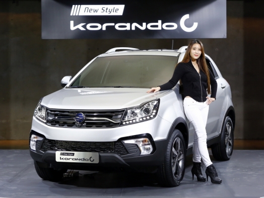 새로운 스타일로 얼굴 성형한 코란도C 출시