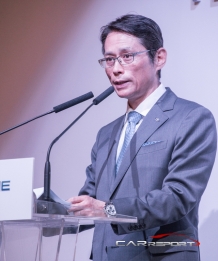 토요타가 개척해 나아가는 PHEV '프리우스 프라임' 진격