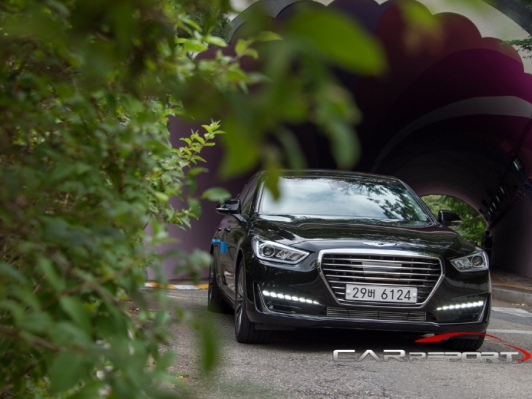 [시승기] 포르쉐, 벤츠, BMW보다 앞선 제네시스 EQ900