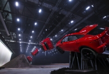 재규어 ‘E-PACE’, 트위스트 점프로 세계 기네스북 신기록
