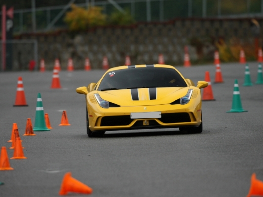 페라리 글로벌 인스트럭터의 맞춤형  강원도 인제 스피디움에서 ‘2017 필로타 페라리 어라운드 더 월드 코리아’ 개최