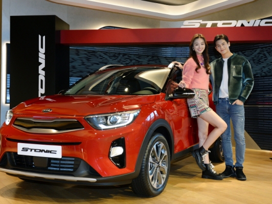 기아차, 스토닉 가솔린 모델 1600만원대