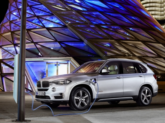 BMW 그룹 코리아, 플러그인 하이브리드 i퍼포먼스 모델 3종 가격 공개