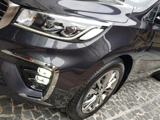 기아 더 뉴 카니발, 정교함을 더하다 8단 자동변속기, 드라이브 와이즈 등 추가한 NO.1 미니밴