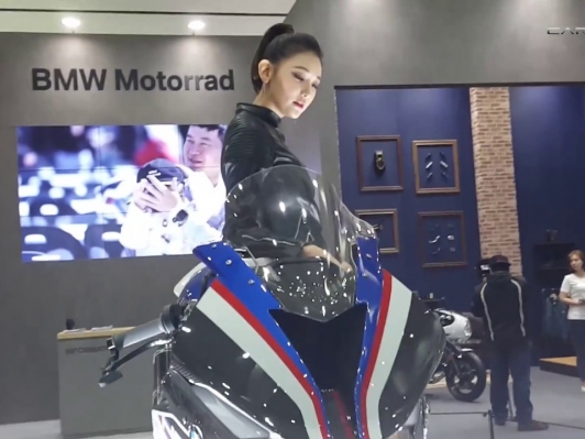 [카리포트TV] 9900만원, Motorrad HP4 레이스