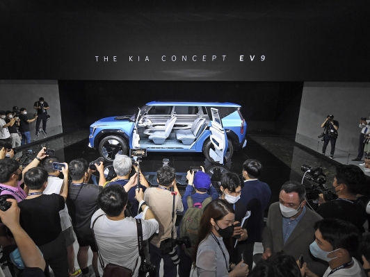 EV9 내년 상반기 출시, EV9 콘셉트 공개 2022 부산모터쇼