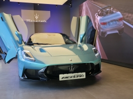 마세라티 MCPURA, 레이싱 DNA의 정수! 럭셔리 스포츠카의 '순수함'을 만나다!
