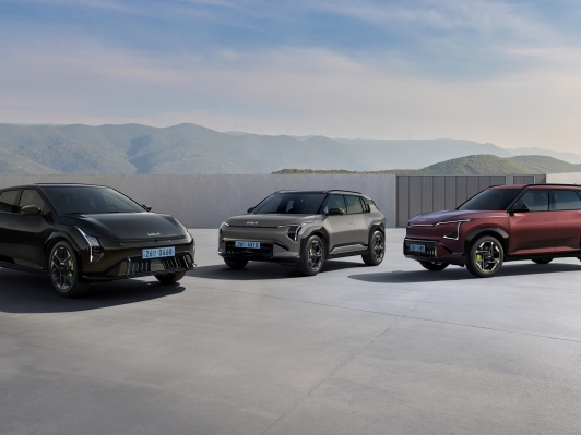 기아 GT 라인업 확대. ‘EV3 GT’, ‘EV4 GT’, ‘EV5 GT’ 및 EV3, EV4, EV9 연식변경 모델 출시