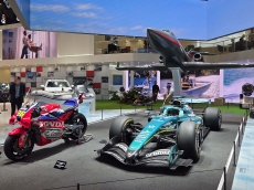 혼다, 베이징 모터쇼의 진짜 주인공은 e-클러치 앞세운 ‘두 바퀴’