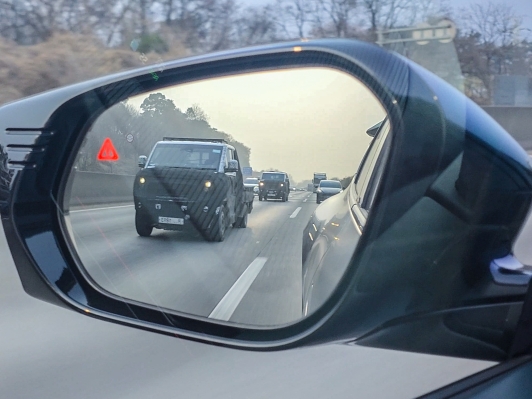 완전히 달라진 포터, 도로에서 포착됐다. '이게 진짜 포터 맞아?'
