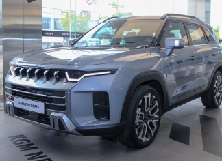 두 번의 성형으로 완성된 정통 SUV, KGM 뉴 토레스 프리뷰 현장 르포